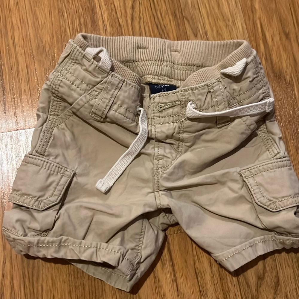 BabyGap Shorts 3-6mos
